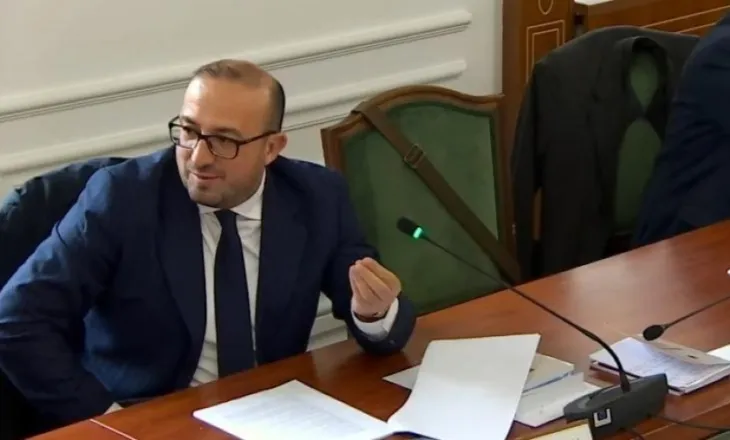 ‘Mjaft më me dokrra’, Korreshi: Reforma Territoriale në Fier ka dështuar totalisht