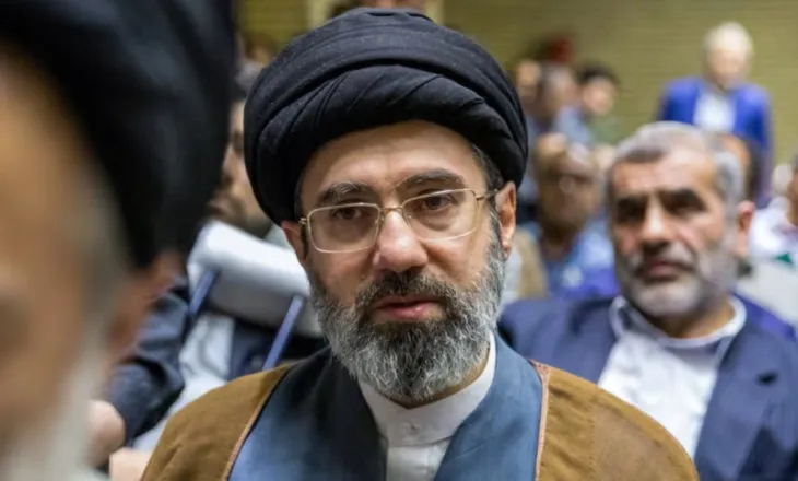 Mojtaba Khamenei kërcënon SHBA-të: Nuk do të kenë më një strehë të sigurt në Lindjen e Mesme