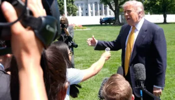 “Mund të rikthehemi për të përfunduar punën tonë”/ Tensionet për negociatat, Trump-Iranit: Do ta nënshkruani marrëveshjen apo…