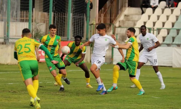 Myzeqeja mbetet “pa futboll”, bien në amatorizëm Apolonia dhe Lushnja