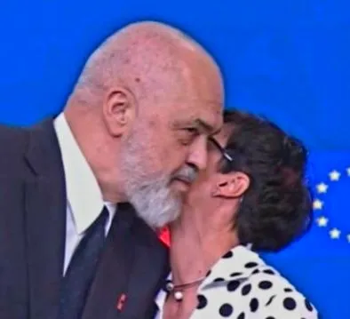 “Narkoshteti marshon dhe arrin edhe të puthet me drejtues të BE-së”/ ‘Shpërthen’ Vasili: Po për cilat reforma flet