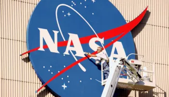 NASA planifikon të ngrejë bazë të përhershme në Hënë