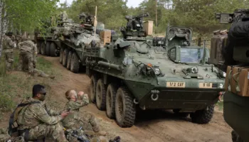 NATO kërkon të forcojë krahun lindor dhe të shtojë forcat e caktuara për të mbrojtur vendet baltike