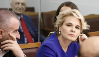 Ndahet dosja ‘Meta’, GJKKO pranon gjykimin e shkurtuar për Fatime Kryemadhin, Çokun dhe Xhixhon