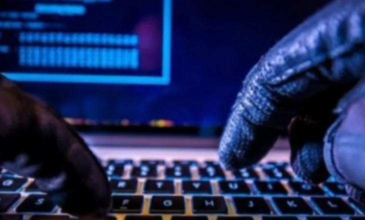 “Ndërrova vend për krime kibernetike, jam në Durrës”, si u zbulua grupi i “tregut të nëndheshëm online”, Sokoli: Bëji 50 blerje për mua, t’i heq nga Rydox