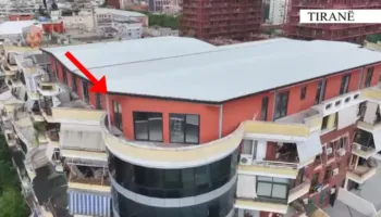 Ndërtoi pa leje një banesë në tarracën e pallatit, arrestohet 57-vjeçari në Tiranë