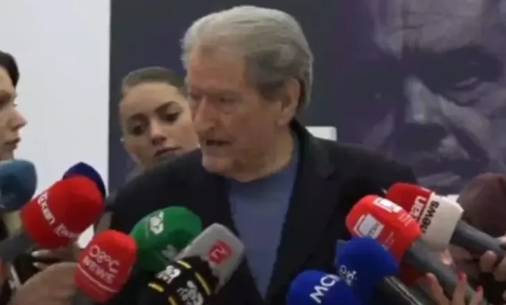 Në fletë vetëm emri i tij, hedh votën Sali Berisha: Proces shembullor! Salianji? S’ka vend për ‘përfaqësues të krimit’