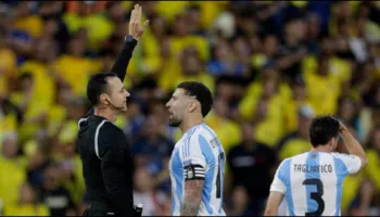 Në prag të Botërorit, gati amnistia nga FIFA për Otamendin dhe Caicedo