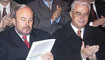 Nga drejtimi i PS-së me Nanon në burg te kreu i Kuvendit, përpara se e majta të dilte në opozitë, kush ishte “Profesori” i socialistëve, Servet Pëllumbi