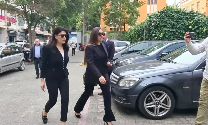 Nga “parukeria” e Gridës te kangjellat e SPAK, drejtoresha e pastrehë e Edi Ramës paraqitet para prokurorëve…