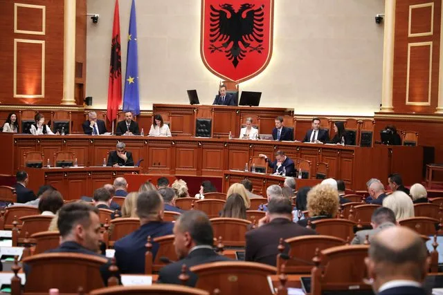 Nga Rama tek Karakaçi, 9 interpelanca në seancën plenare të së enjtes, zbardhet rendi i ditës