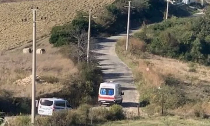 Ngjarja në Kepin e Rodonit, policia: 52-vjeçari nga Tirana humbi jetën pas rrëzimit me motomjet, bashkëshortja shpëton me plagë të lehta