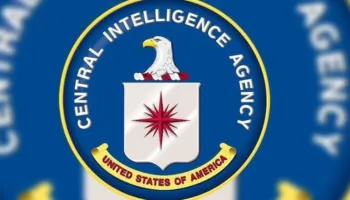 Një ish-zyrtar i CIA akuzohet për vjedhjen e shufrave të arit me vlerë 40 milionë dollarë