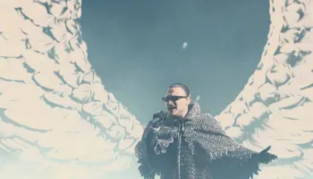 “Një këngë me një mesazh”, BBC vlerëson performancën e Alis: Komandoi skenën e Eurovision