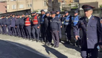 Një tjetër oficer i Komisariatit të Policisë Sarandë bie në prangat e AMP