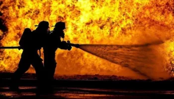 Një zjarr masiv pyjor shpërthen në ‘zonën e përjashtimit’ të Çernobilit në Ukrainë