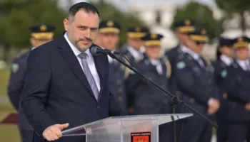 Nufi i mbrojtjes zhgënjen udhëheqësin për një pazar të majmë, ja çfarë ndodhi pas zëmërimit kryeministror