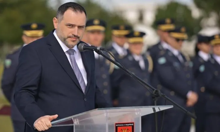 Nufi i mbrojtjes zhgënjen udhëheqësin për një pazar të majmë, ja çfarë ndodhi pas zëmërimit kryeministror