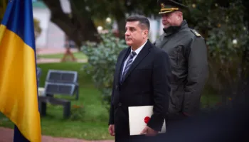 “Nuk është momenti për Nenin 4…”, ambasadori shqiptar në Kiev: Sulmet ruse mbi selitë tona? Do qëndrojmë…