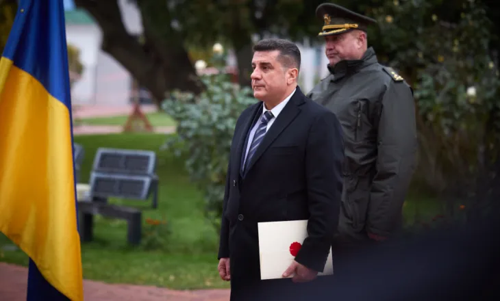 “Nuk është momenti për Nenin 4…”, ambasadori shqiptar në Kiev: Sulmet ruse mbi selitë tona? Do qëndrojmë…