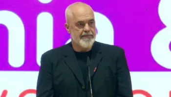 “Nuk është për të qeshur, është realiteti”/ Rama takon të rinjtë fitues të programit të startup-eve: Do të rrisim financimet, kushti është që ju të…