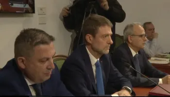 “Nuk ka bllokim, nuk ka veto”, Ministri i Jashtëm Ferit Hoxha raporton përpara deputetëve në Komisionin e Jashtëm