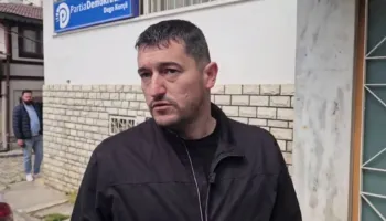 “Nuk po biem dot dakord me drejtuesin politik të qarkut”, deputeti Fidel Kreka: Demokratët s’kanë emrin në lista, jemi drejt shtyrjes së procesit
