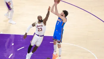 Oklahoma mposht Lakers dhe është një fitore larg finaleve play off, Cleveland mund Detroit