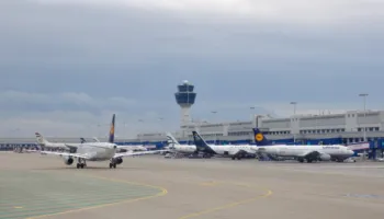 Panik në aeroport, avioni me 184 persona në bord pëson defekt në ajër dhe detyrohet të bëjë ulje emergjente