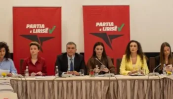 Partia e Lirisë prezanton programin për rininë, Blushi: Ngrihuni dhe merrni në dorë fatet tuaja dhe të Shqipërisë