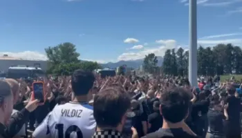 Pas disfatës me Fiorentinën, tifozët e Juventusit kontestojnë skuadrën: Respektoni ngjyrat tona