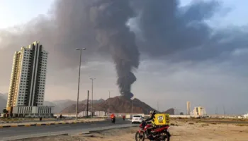 Pas Emirateve Arabe, Irani sulmon dhe Omanin