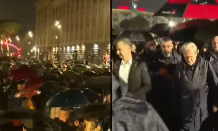 Pas mbylljes së fjalimeve, protestuesit e PD nisen drejt Ministrisë së Brendshme