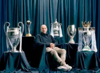 Pas një dekade suksesesh në Angli, Pep Guardiola tërhiqet nga Mançester Siti