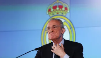 Pas sezonit të dështuar Real Madrid pritet me fërshëllima, tifozët kundër Perez