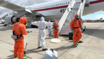 Pasagjeri grek nga anija e prekur nga hantavirusi futet në karantinë