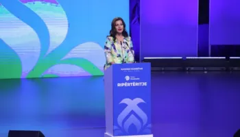 PD miraton rezolutën: Denoncim i farsës së 11 majit, bashkim i opozitës për përmbysjen e autokracisë
