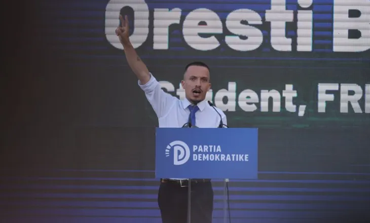“PD nuk është e jotja, as e lëpirësve të tu”/ Anëtari i FRPD ‘shpërthen’ ndaj Berishës: Nuk më përjashton dot një…