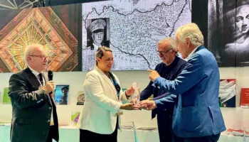 “Për angazhimin në përhapjen e dijes”, Majlinda Toçi nderohet në Torino me çmimin prestigjioz “Vitaliano Brancati 2026”