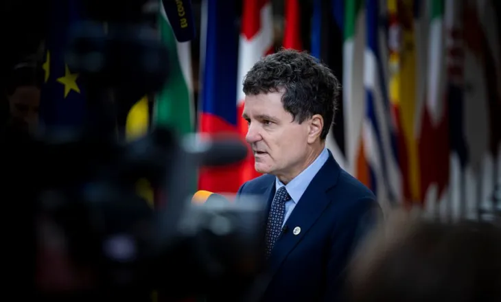 ‘Përgjegjësia e plotë i takon Rusisë’/ Presidenti i Rumanisë mbledh Këshillin e Mbrojtjes