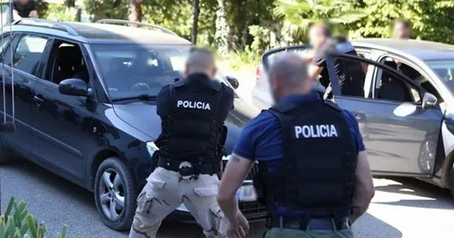 Përplasje me armë në Mamurras/ “Idënuari tentoi të shtypte policinë”, gazetari sjell detaje nga plagosja: Ka nxjerrë..