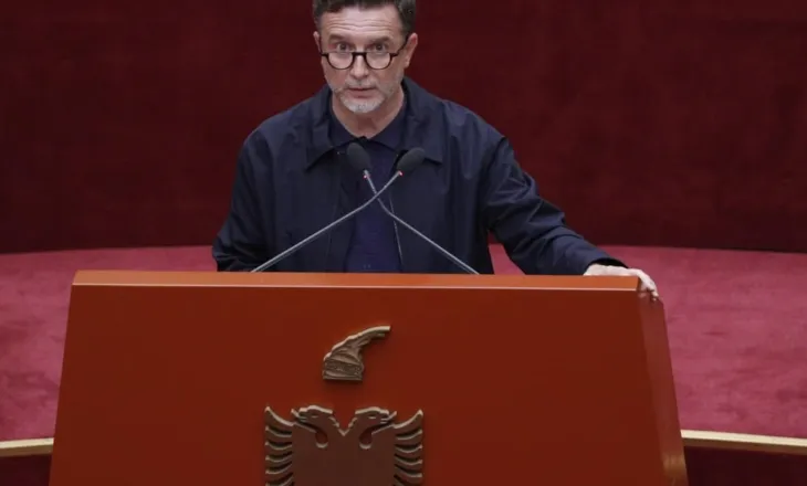“Përtacëri mendore”, kërkoi interpelancë me Sallën, por “i doli” Demo, Braçe: Paaftësinë epike për të lexuar ligjin, s’e përcakton ti nëse…