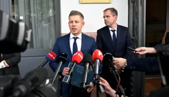 Peter Magyar sulmon pronarin e One duke e quajtur oligark, aksionet e 4iG në pikiatë