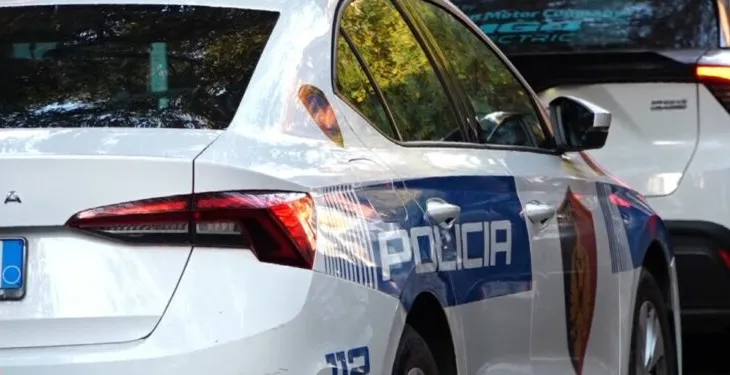 Plagosja në Mamurras, kush është djali i ish deputetit që i drejtoi armën policit, shoqëronte të shpallurin në kërkim