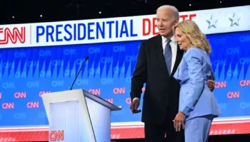 “Po e shikoja e tmerruar”, ish-Zonja e Parë tregon vështirësitë e Joe Biden gjatë fushatës së 2024: Mendova që po pësonte goditje në tru gjatë debatit me Trump