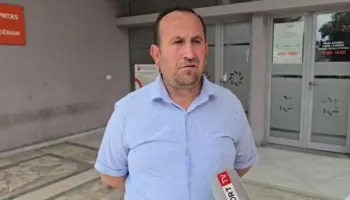 “Po qe Berisha në parti, nuk jap votën”, demokrati shpërthen: Ka qenë në pushtet çfarë ka bërë,t’u hapë rrugë të rinjve