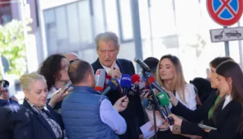 “Po sikur ta lemë…”/ A quhet garë kur kandidon vetëm një person? Berisha i shmanget përgjigjes