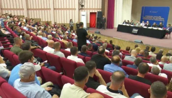 Polemika në Kukës për reformën Administrativo-Territoriale në Kukës/ Mazniku: Ka qenë decentralizuese. Boçi: 30 për qind e popullsisë së qytetit është larguar