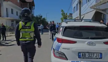 Policia reagon për tragjedinë në Durrës: Shoferi i dehur. Më herët i është pezulluar patenta, gjoba për shpejtësi