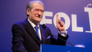 Pra ne, ndaj e nisa me ju, elita e vërtetë e kombit ju jeni.